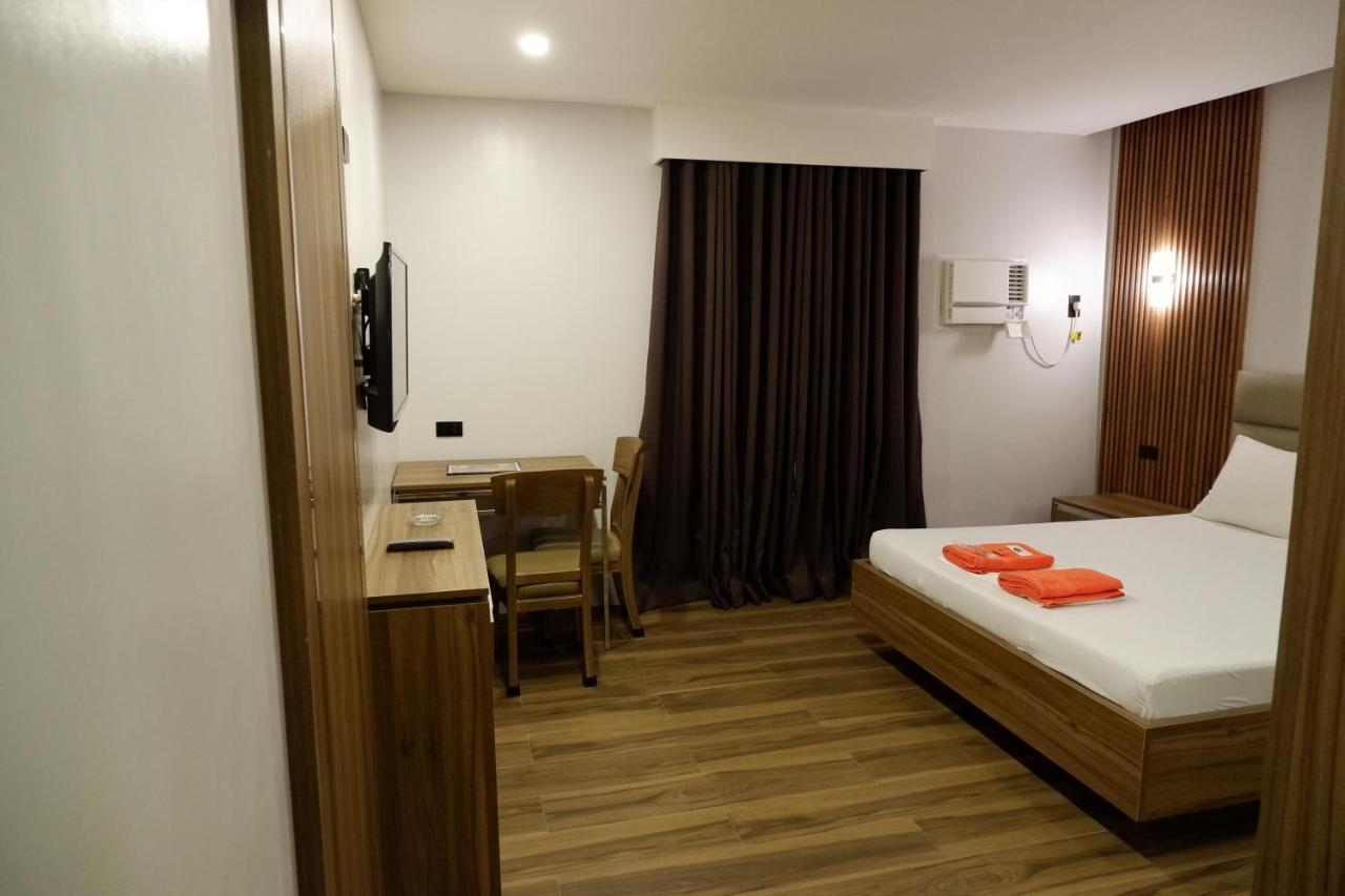 El Vistra Traveller'S Inn Calumpit Εξωτερικό φωτογραφία