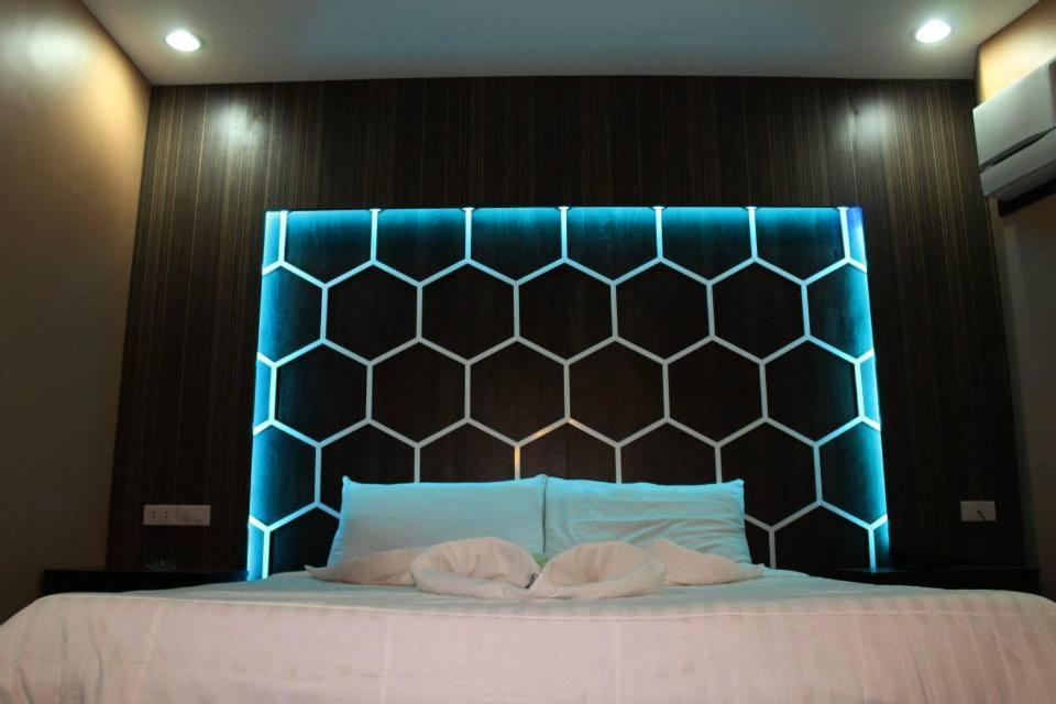 El Vistra Traveller'S Inn Calumpit Εξωτερικό φωτογραφία