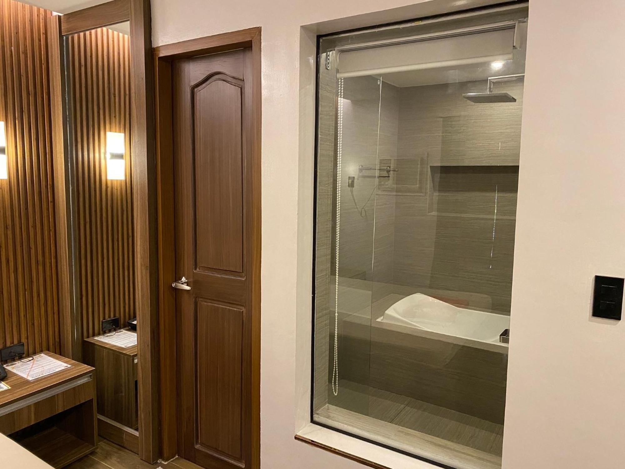 El Vistra Traveller'S Inn Calumpit Εξωτερικό φωτογραφία